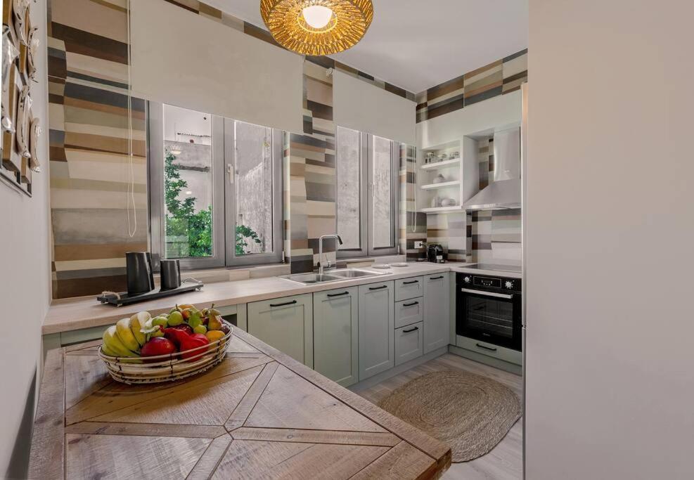 Enigma, A Lux And Boho City Apartment Downtown 프레베자 외부 사진